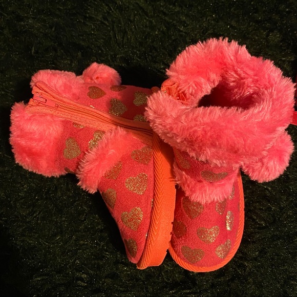 🚨BUNDLE deal🚨 Toddler girl boots/shoes💕 - Picture 4 of 5